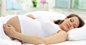 Cảnh báo: Những tư thế ngủ nguy hiểm “mẹ bầu” nên tránh 7