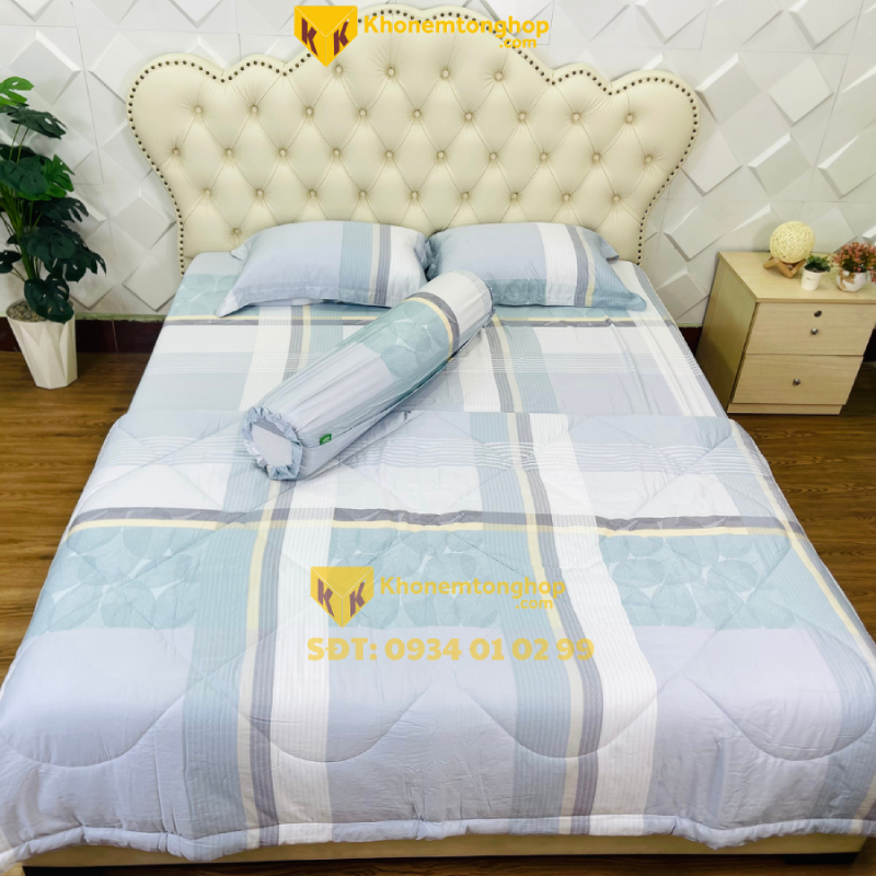 Không gian giản dị với bộ drap giường 1m2 tencel than hoạt tính kẻ sọc